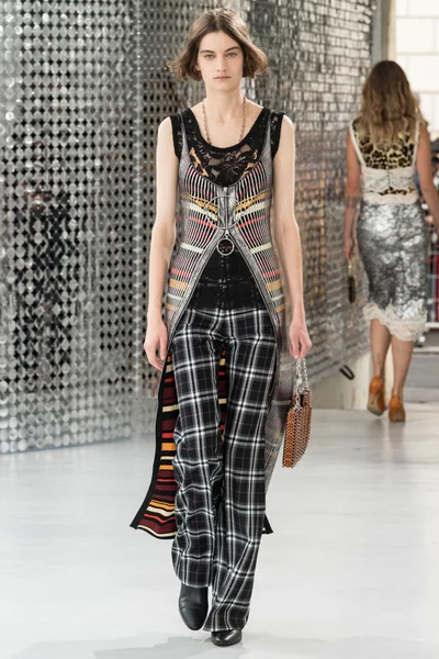 Look 6